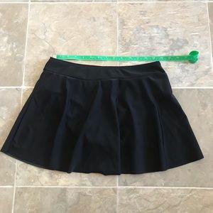 Cute Black Swim Skirt- Great Condition, no snags